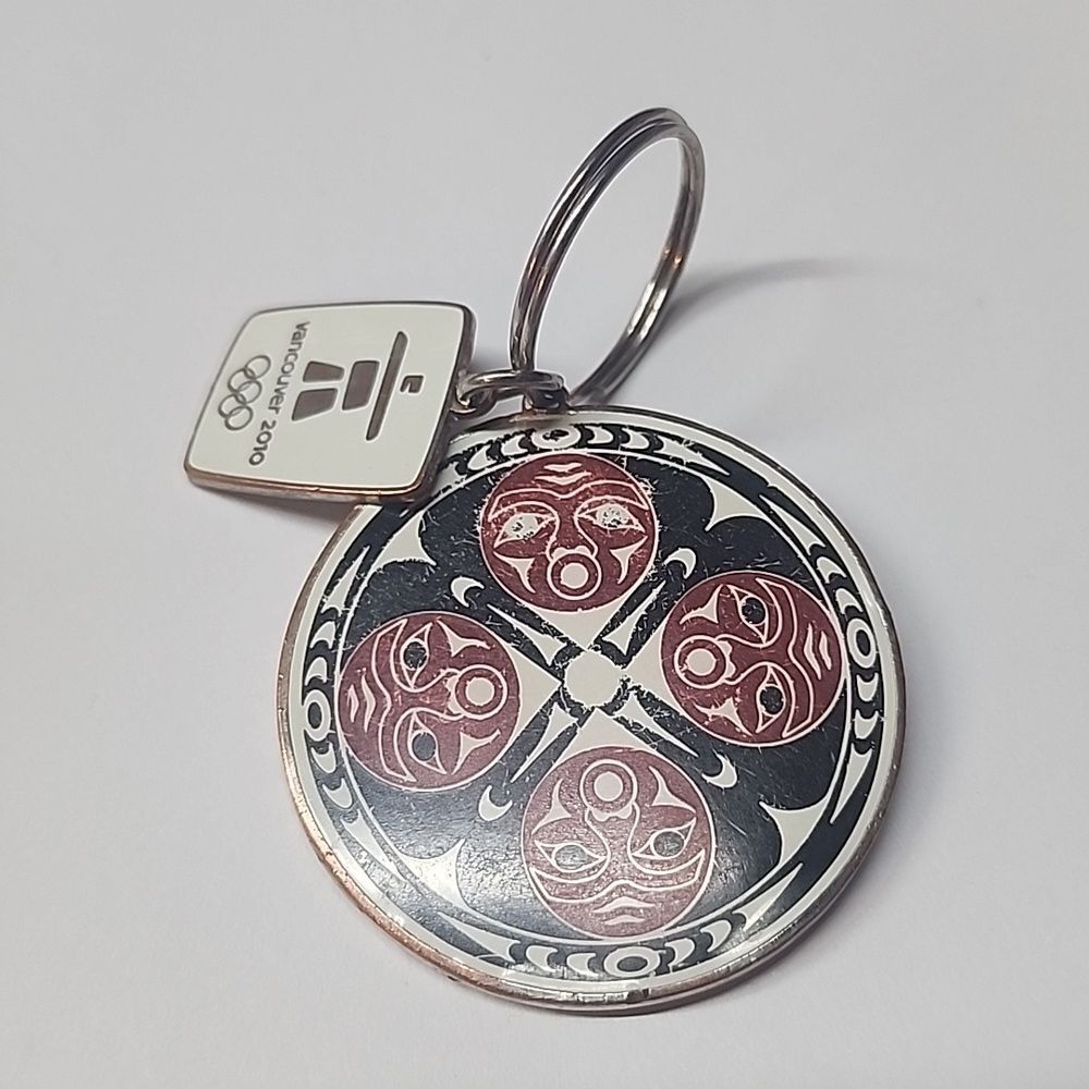 Round First Nations Keychain _ Vancouver 2010 Olympics